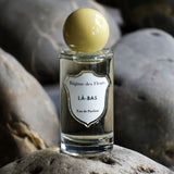 Regime des Fleurs - Lá Bas